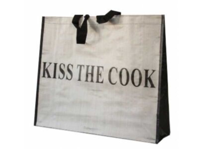 Tas Kiss the cook