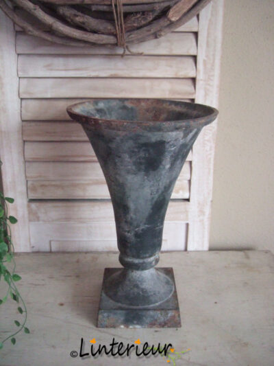 Cast iron vase 1