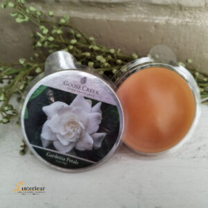 Goose creek gardenia petals