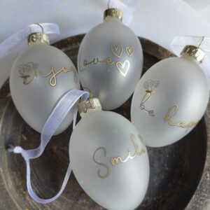 Deco hanger ei met tekst vier delig