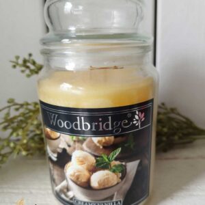 Woodbridge creamy vanilla geurkaars