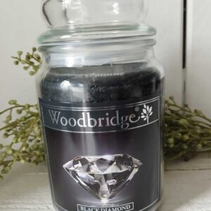 Woodbridge geurkaars black diamond