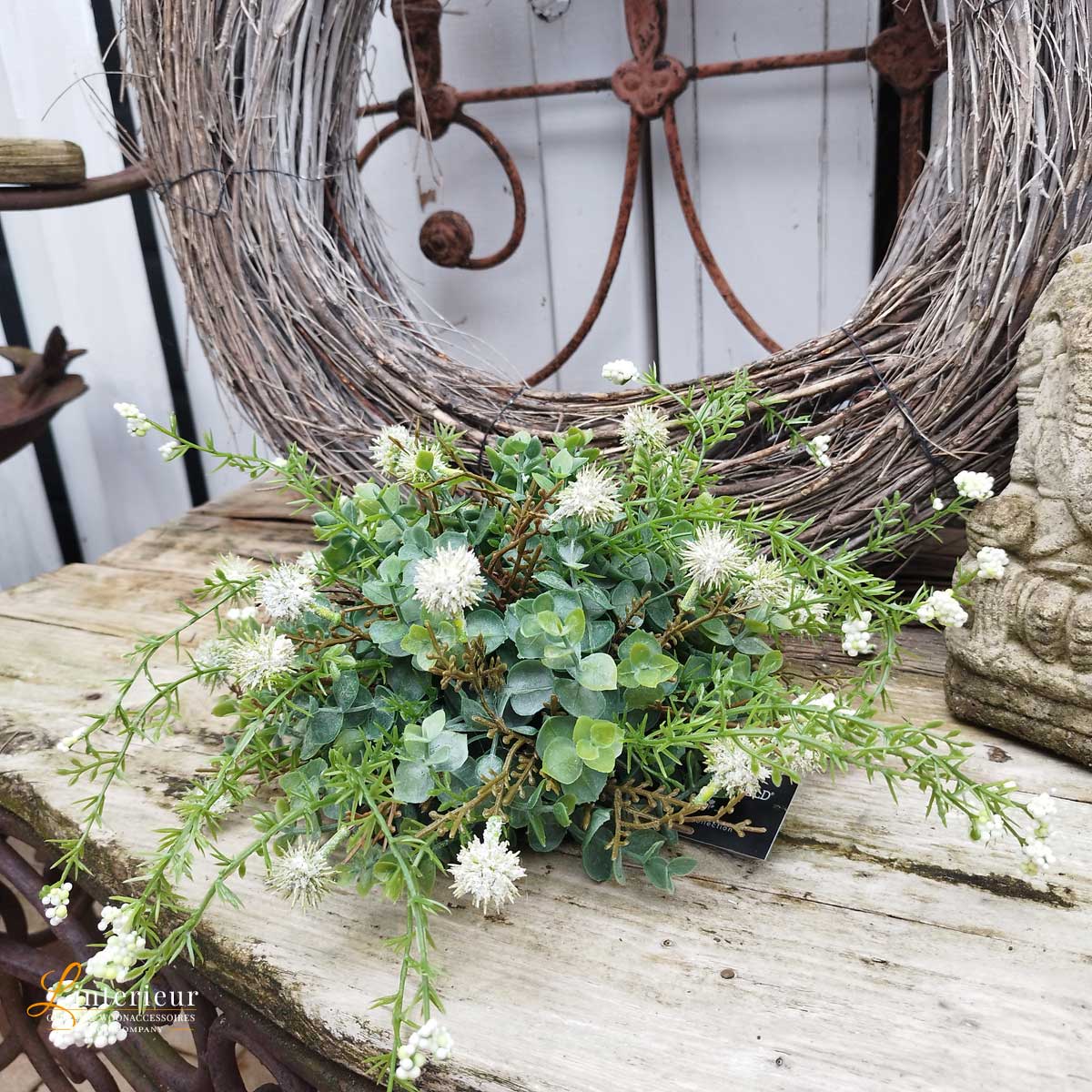 Kunstplant Halve Bol met Witte Bloemen
