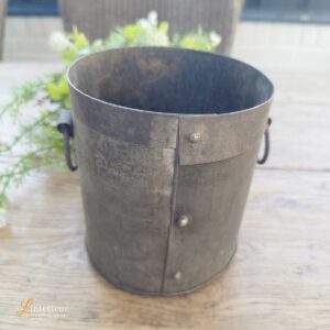 Metalen Pot met Handvatten